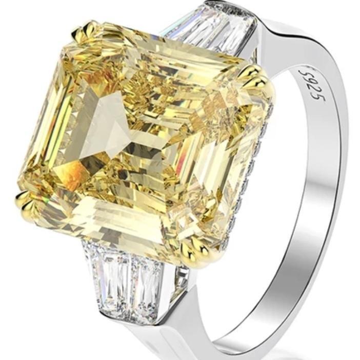 Mesmerizing 15CT Asscher Cubic Zirconia Engagement Ring