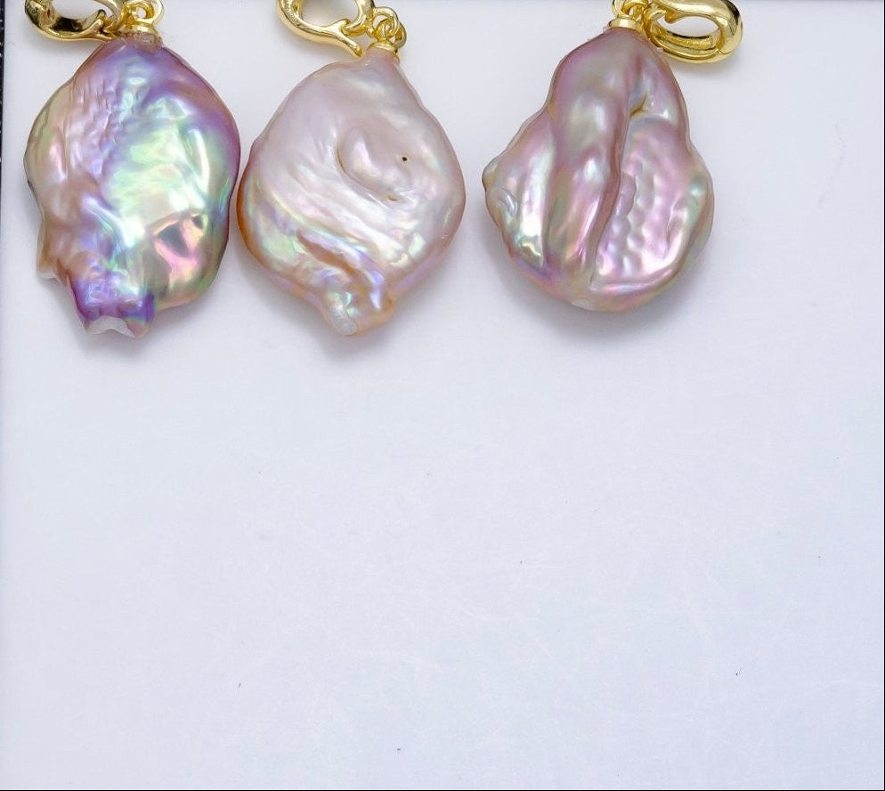 24K Gold Filled Iridescent Freshwater Pearl Snap Latch Bail