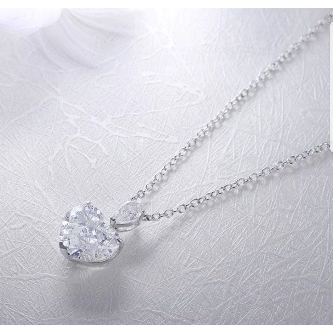 Stunning 5CT Heart Diamond Cubic Zirconia Pendant in Sterling Silver
