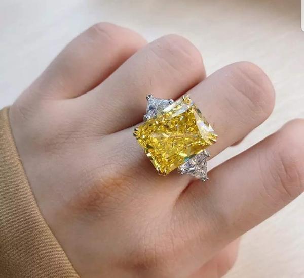 Radiant Rectangular Cut Cubic Zirconia Ring