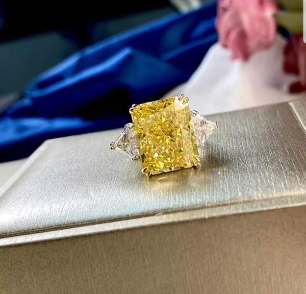 Radiant Rectangular Cut Cubic Zirconia Ring