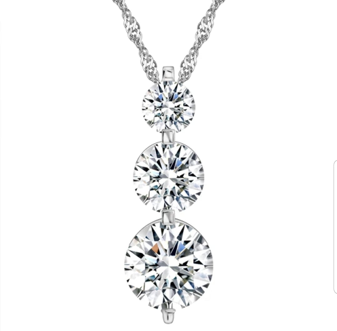 Exquisite 4CT Cubic Zirconia Three Stones Necklace