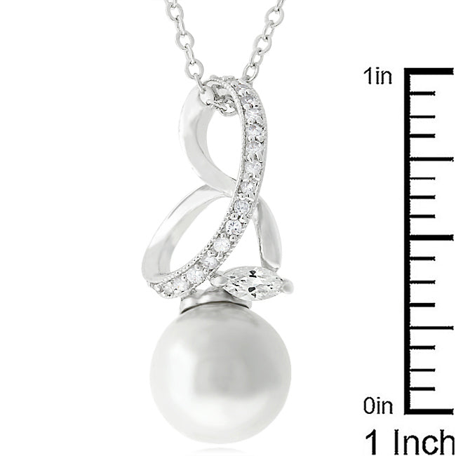 Royalty Pearl Pendant Necklace