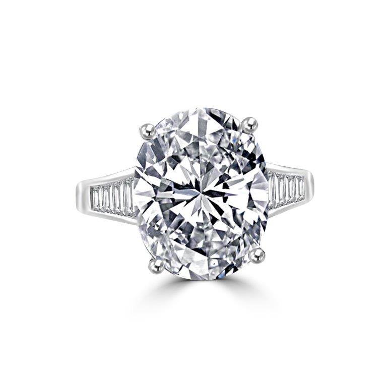 Beautiful Sterling Silver Oval Cut Cubic Zirconia Ring