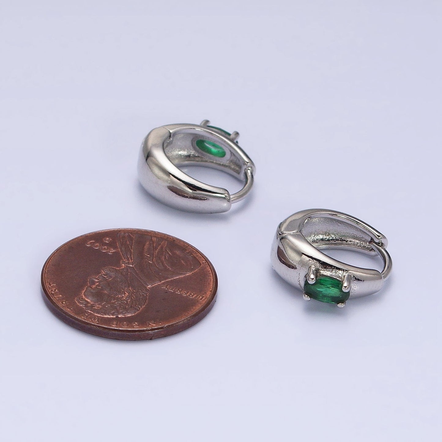 Simple 16K Gold Filled Emerald Green Oval CZ Dome 13mm Huggie Earrings in Silver & Gold