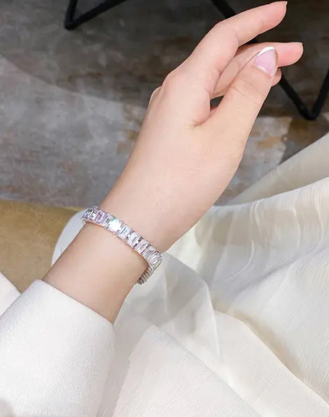Gorgeous Magnificent Emerald Cut Cubic Zirconia Bracelet