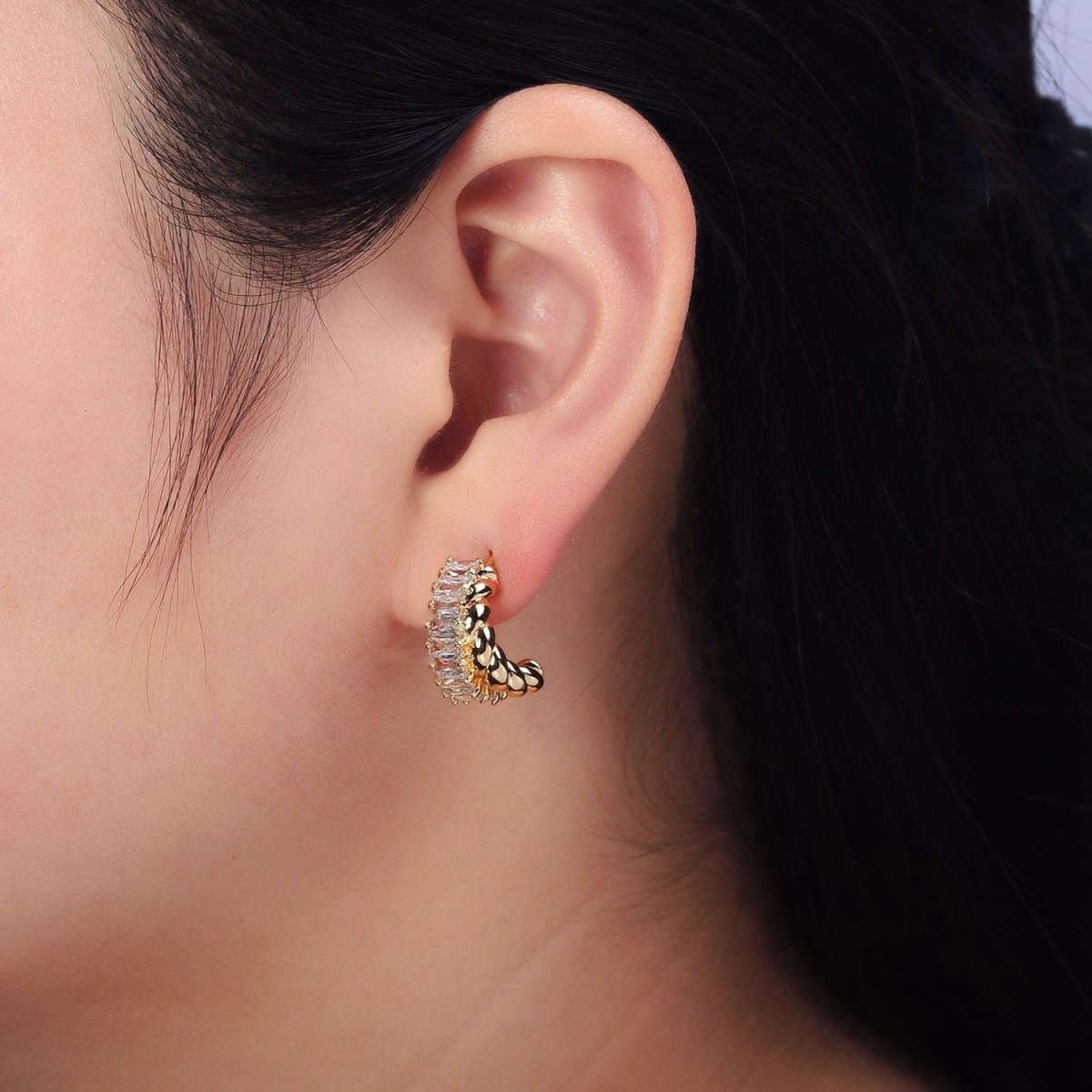 Beautiful 16K Gold Filled CZ Clear Baguette Croissant Double Band C-Shaped Hoop Earrings