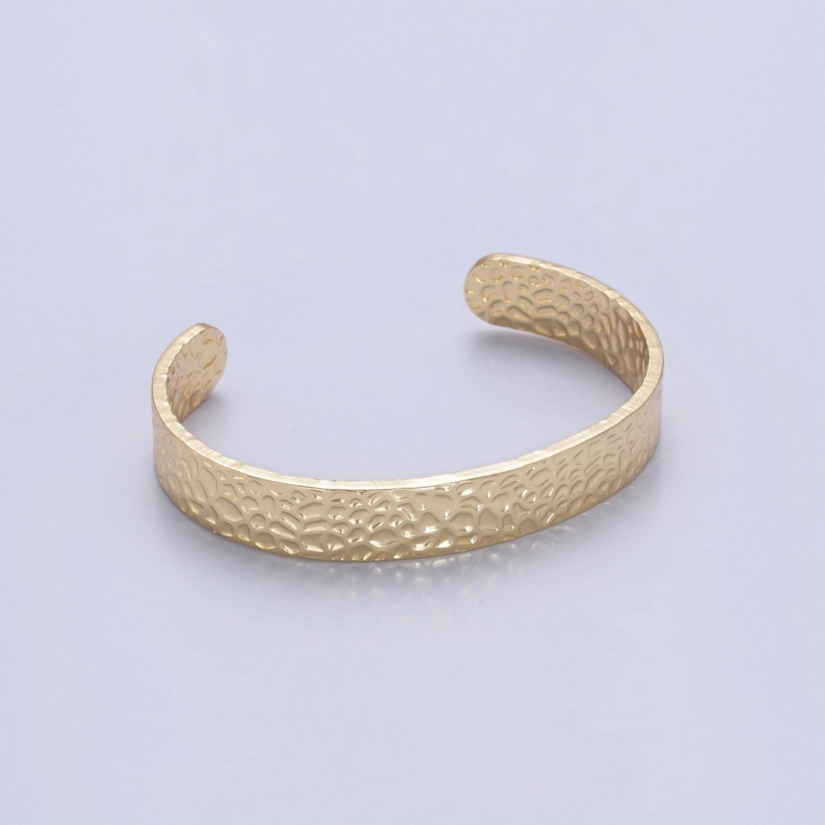 24K Gold Filled Hammered Bangle Bracelet in Gold
