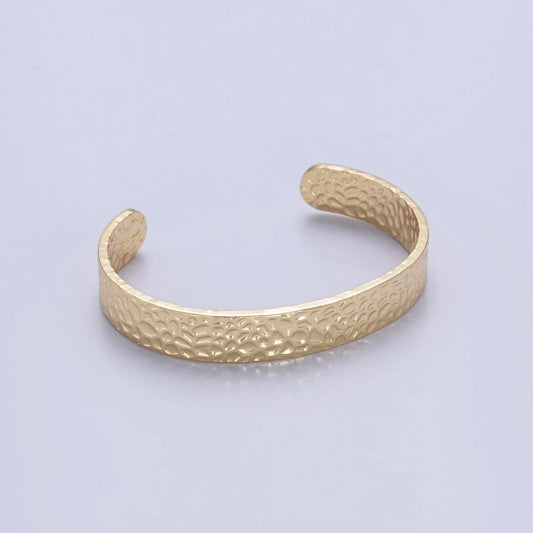 24K Gold Filled Hammered Bangle Bracelet in Gold